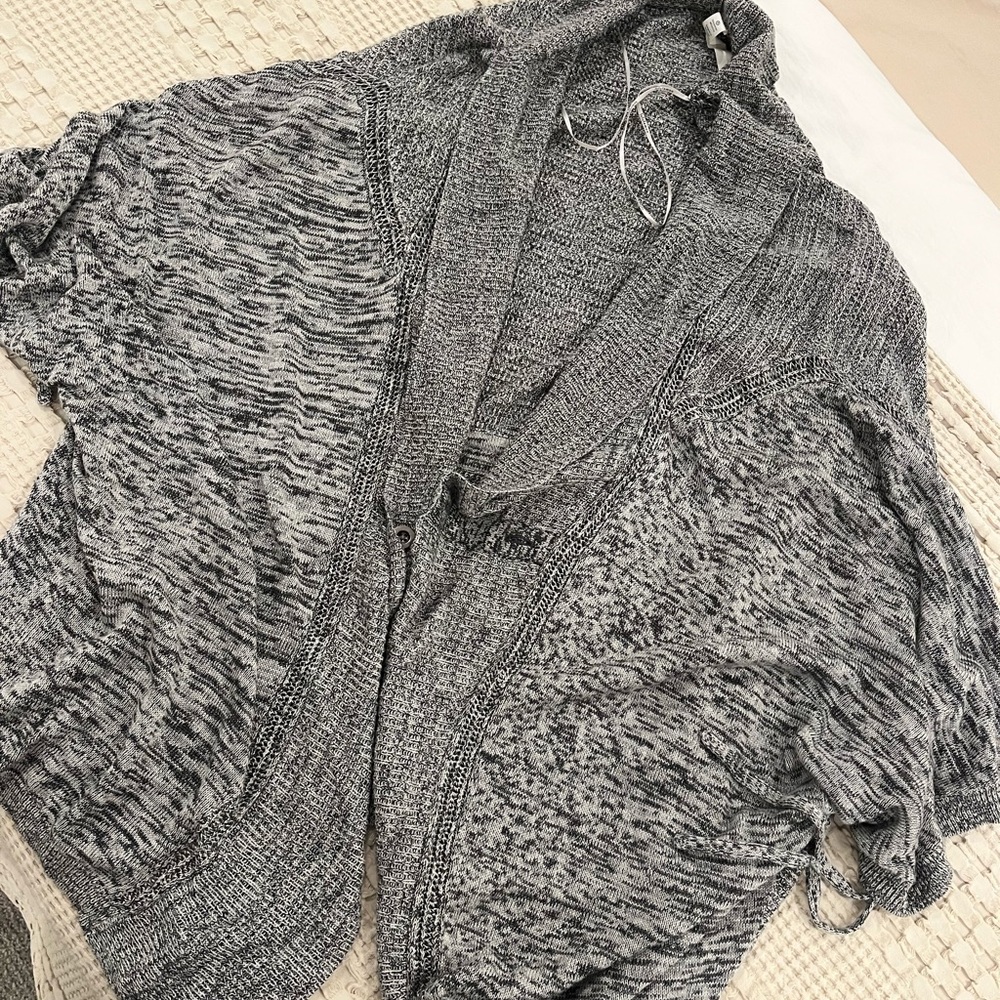 Like New - Lululemon Cardigan
